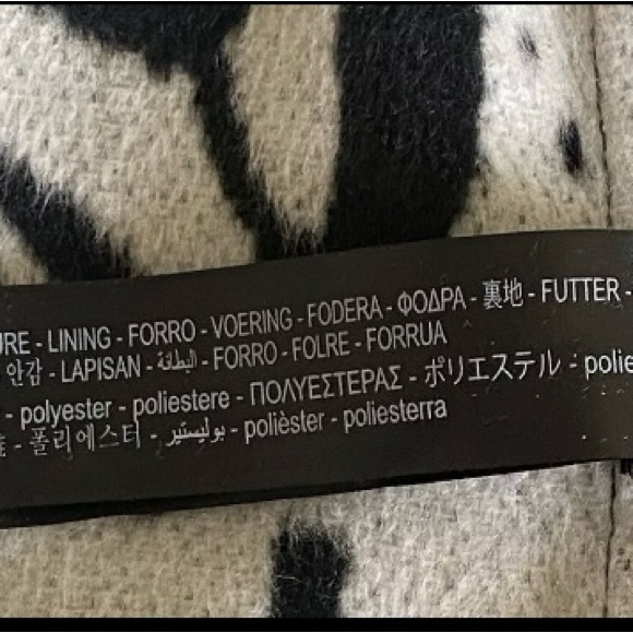 Zara Men’s Black/White Graffiti Print Fleece Jacket Letter Motif size XL - Picture 12 of 12